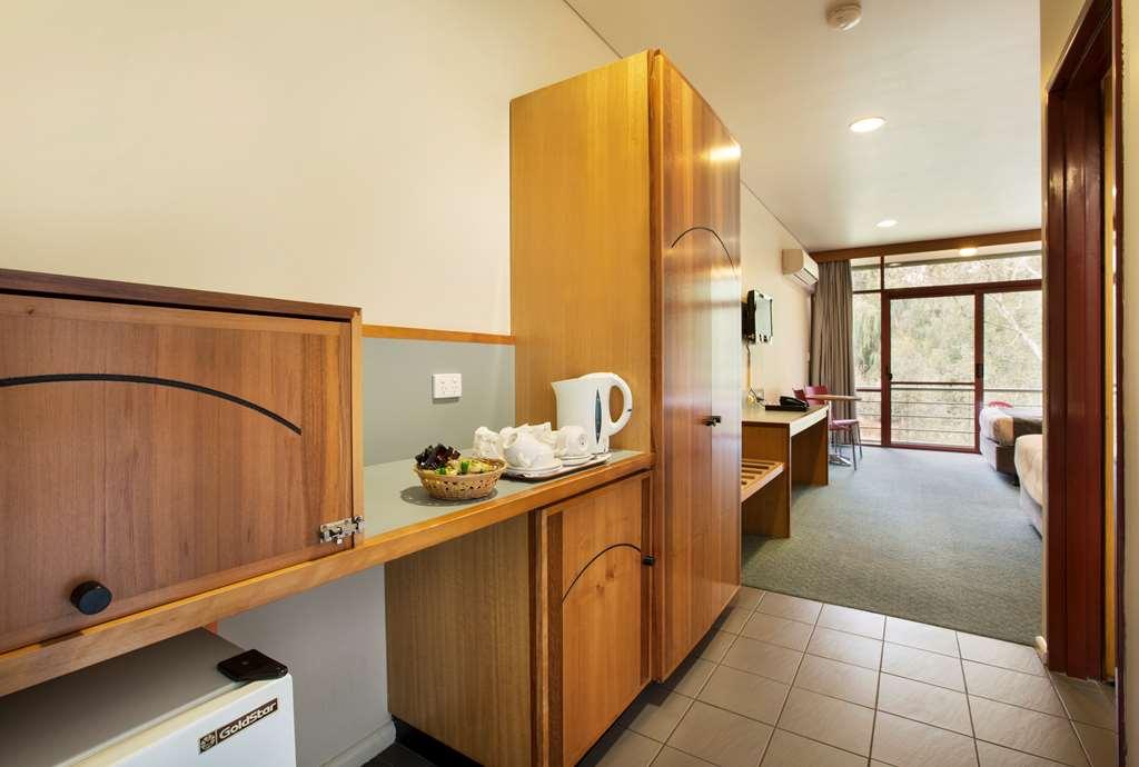Nightcap At York On Lilydale Hotel Mount Evelyn Room photo
