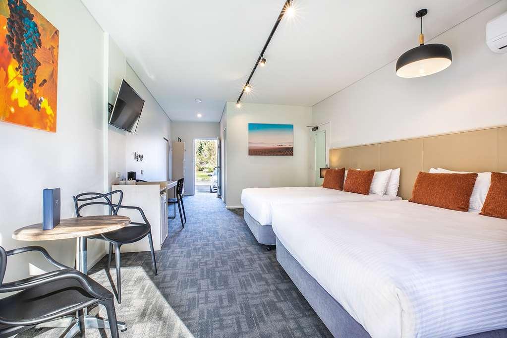 Nightcap At York On Lilydale Hotel Mount Evelyn Room photo